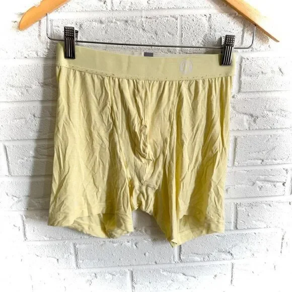 Lululemon Always In Motion Boxer 5" Heathered Caprese Yellow Size Small - Picture 1 of 5
